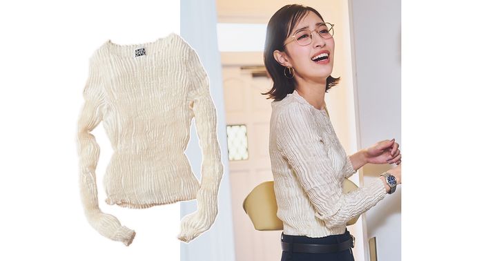 アズールのプリーツトップス