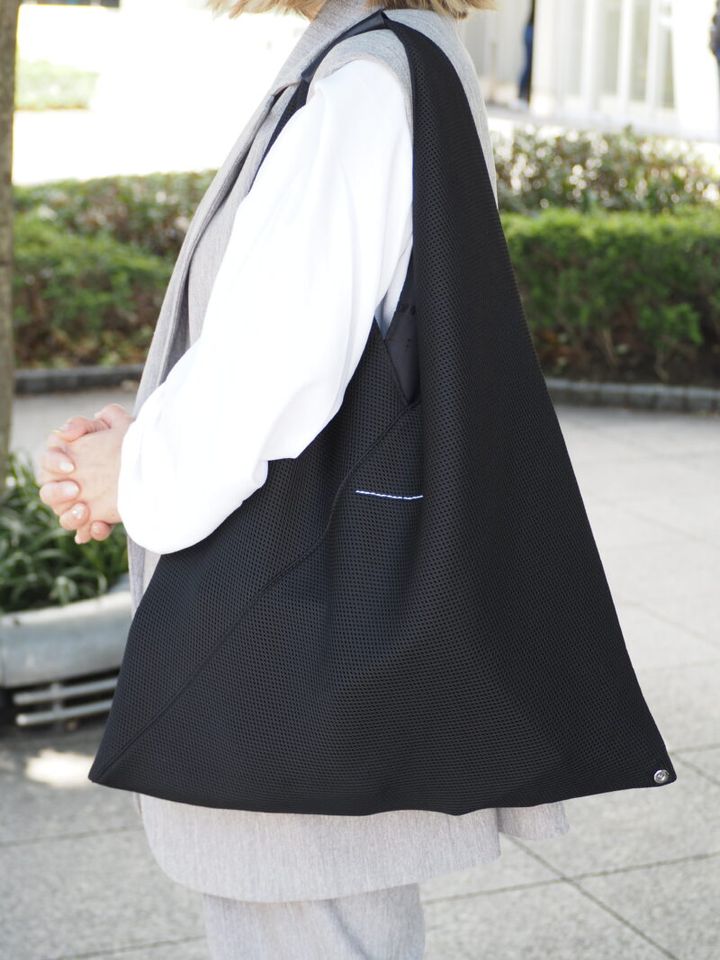 「エムエムシックス」のトートバッグ