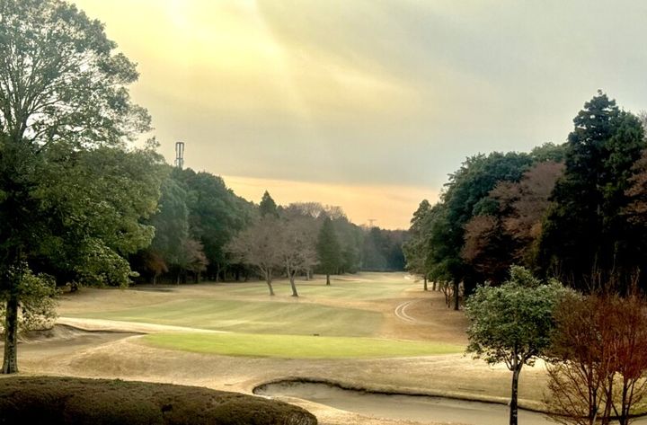 関東の名門はここ！歴史ある林間コースでゆったりゴルフと向き合おう