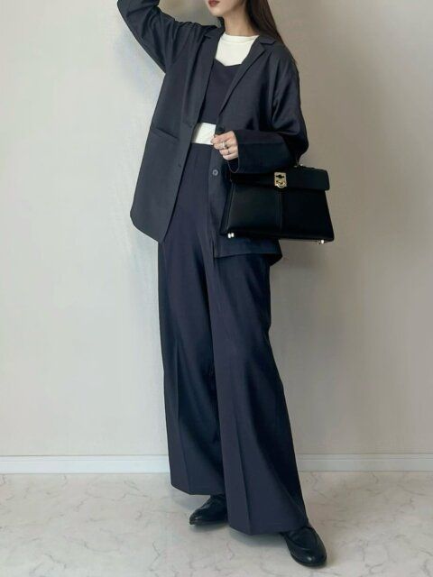 テーラードジャケットコーデ1