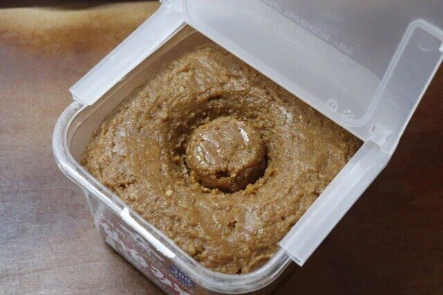 ダイソーの味噌のフタのパッケージ