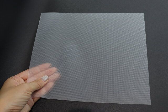 抗菌切れてるまな板シート（6枚、24cm×20cm） サイズ感