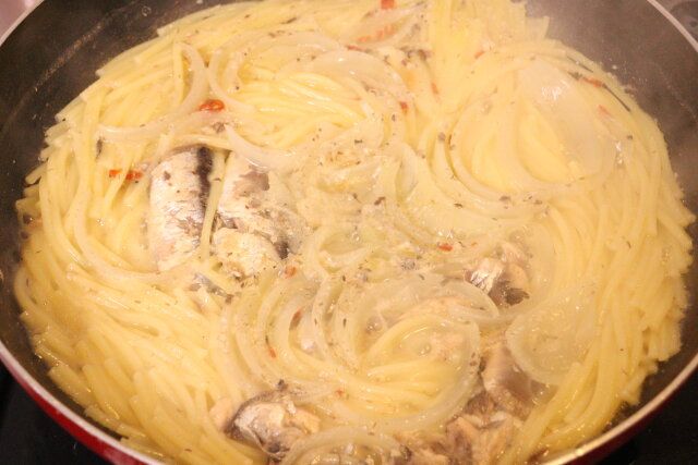 ダイソー オイルサーディン 調理 パスタ