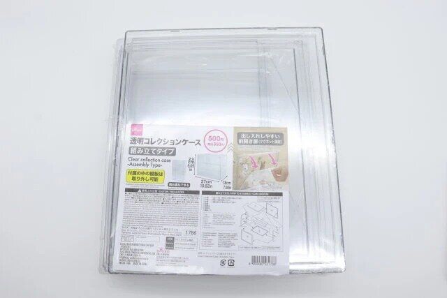 ダイソーの透明コレクションケース（組立てタイプ）のパッケージ