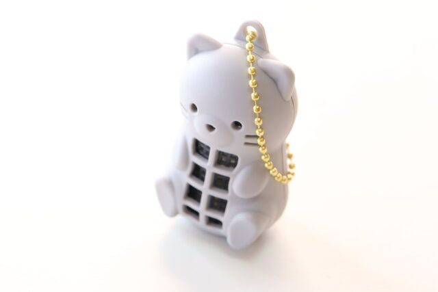 ダイソー バルくん おでかけ用 虫こないでネット ねこ型 デザイン