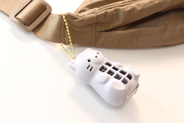 ダイソー バルくん おでかけ用 虫こないでネット ねこ型 ボールチェーン 持ち運び