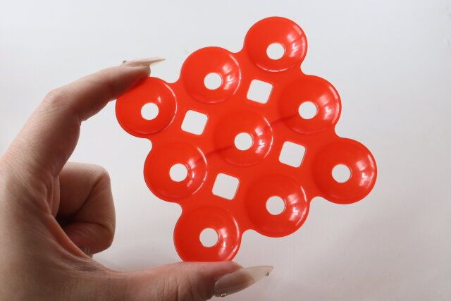 ダイソーの無限ミニトマト浅漬け職人の落し蓋のデザイン