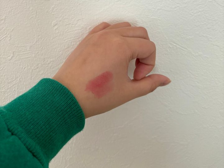 シアーグラスリップスティック 02ベリー ￥990