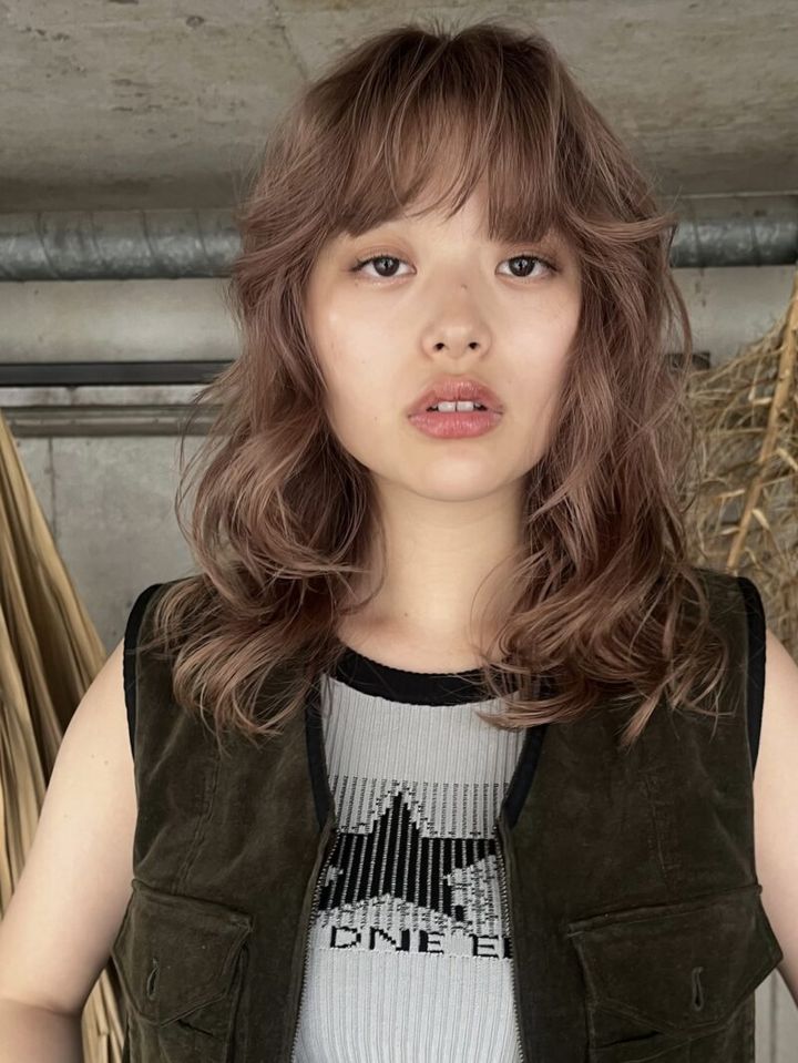 30代ヘアスタイル、ミディアム（正面）、LOAVE AOYAMA