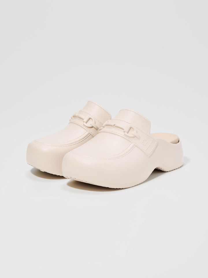 画像1: 出典：GU