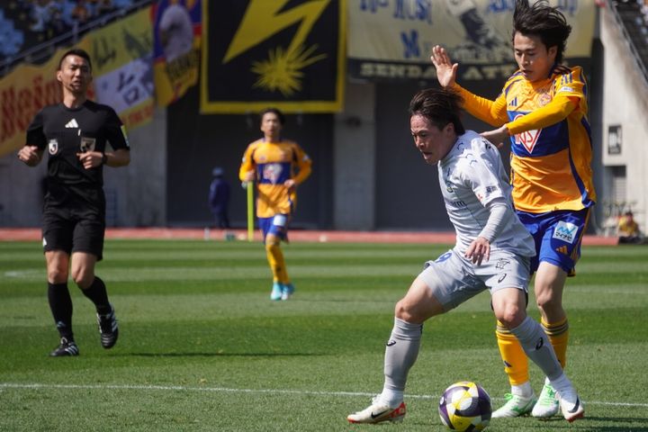 今治出身の小さな巨人が存在感！J2今治MF近藤高虎「自分たちが試合で勝っていくことによって…」と傷ついた地元のために奮闘