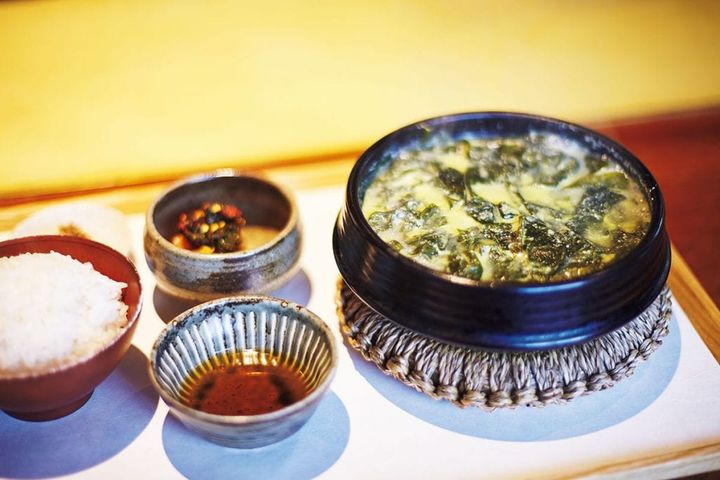 韓国の名店わかめスープの専門店オイルジェ