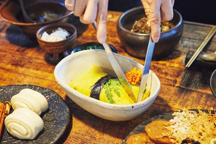 韓国の名店コッパベピダの名物！ オムライス風ビビンバ