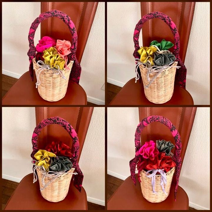 「SUTAKO369」の縦長の籠バッグ