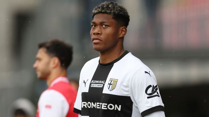 移籍金は75億円か…世界的名門が「日本代表の守護神」獲得を目指す