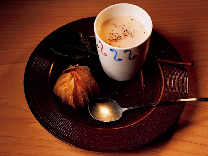 神楽坂『一宇』のブランマンジェ