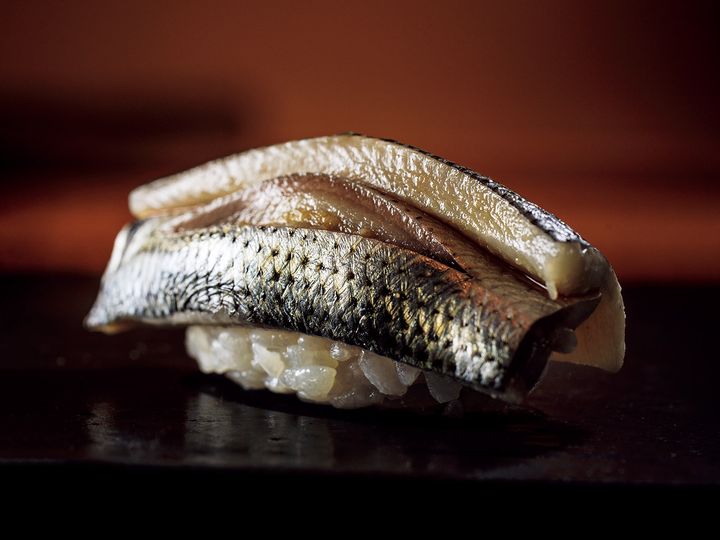 築地『鮨処 やまと』の小肌