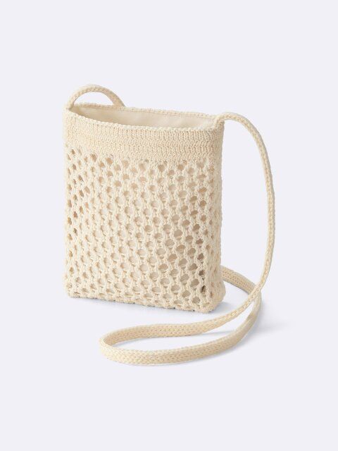 GUのメッシュニットショルダーポーチ