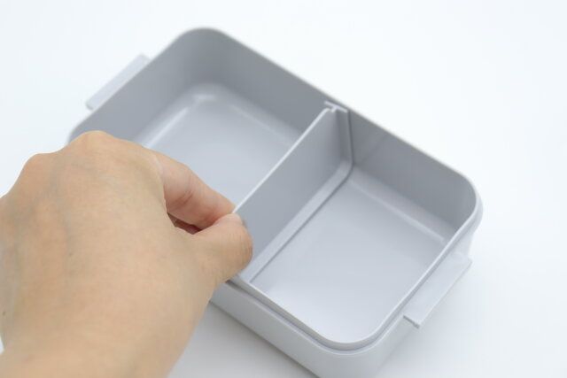 保存容器としても使えるお弁当箱（エア弁付、500mL） 仕切り