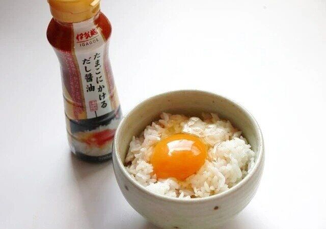 ダイソー 伊賀越 たまごにかけるだし醤油