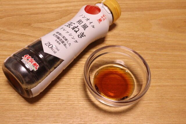 ダイソー 伊賀越 ノンオイル和風玉ねぎドレッシング 味