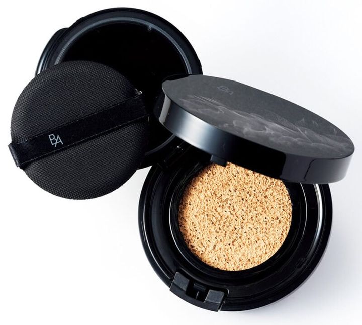 ポーラ B.A セラムクッションファンデーション SPF20・PA++ 全5 色 ¥12 ,100（リフィル、パフ付き）、別売ケース ¥2 ,750／ポーラ