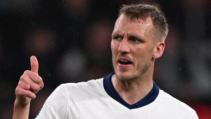 身長201cmのスター選手、車が故障して困っていた地元民を怪力で救う！「ガチレジェンド」と話題