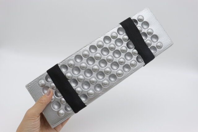 折り畳みレジャーマット（39.5cm×29.5cm、アルミ蒸着）