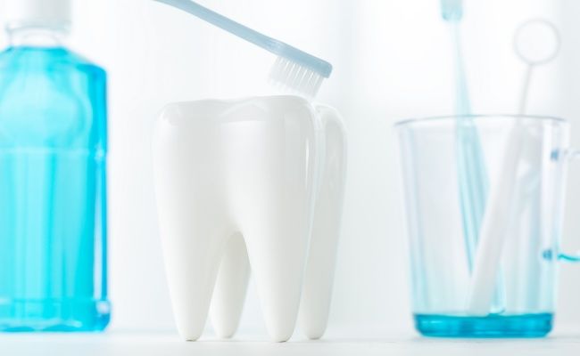 歯を磨くイメージ