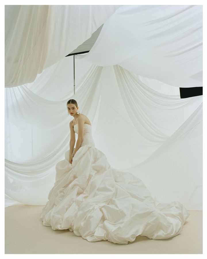 マルマール ハリム 2026年春夏ブライダルコレクションより。