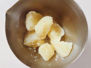 10分で完成！ポテトサラダのバゲットサンド【パン好きなsumire.のバゲットサンドのレシピ vol.38 〜レシピで旅するヨーロッパ〜】