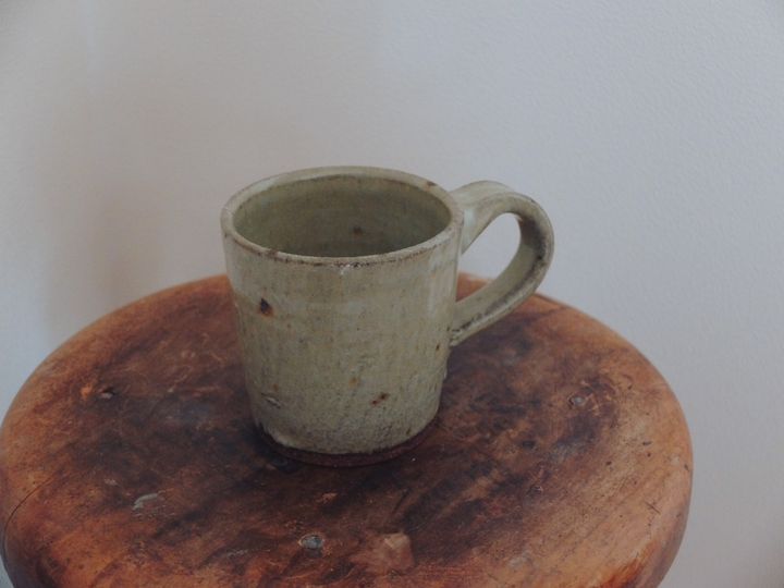 築50年、二人暮らしの2LDK。おしゃれなキッチンには《無印良品》や作家モノの器がずらり。【FUDGE おしゃれな人のルームツアー vol.10】