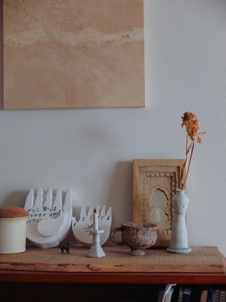 築50年、二人暮らしの2LDK。おしゃれなキッチンには《無印良品》や作家モノの器がずらり。【FUDGE おしゃれな人のルームツアー vol.10】