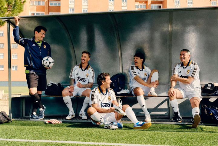 完コピすぎる！レアル・マドリーが「1999-2000復刻ユニフォーム」を発表 超完璧に90年代を再現