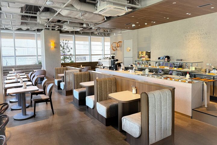 焼きたてクロワッサンをショコラショーでいつもより贅沢に♪自由が丘「リストレット アンド クロワッサン ラボラトリオ」