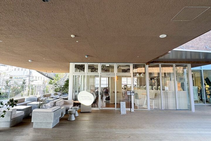 焼きたてクロワッサンをショコラショーでいつもより贅沢に♪自由が丘「リストレット アンド クロワッサン ラボラトリオ」