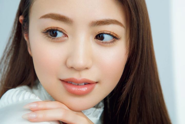 「ハイライト」がポイントのオフィスメイクのやり方