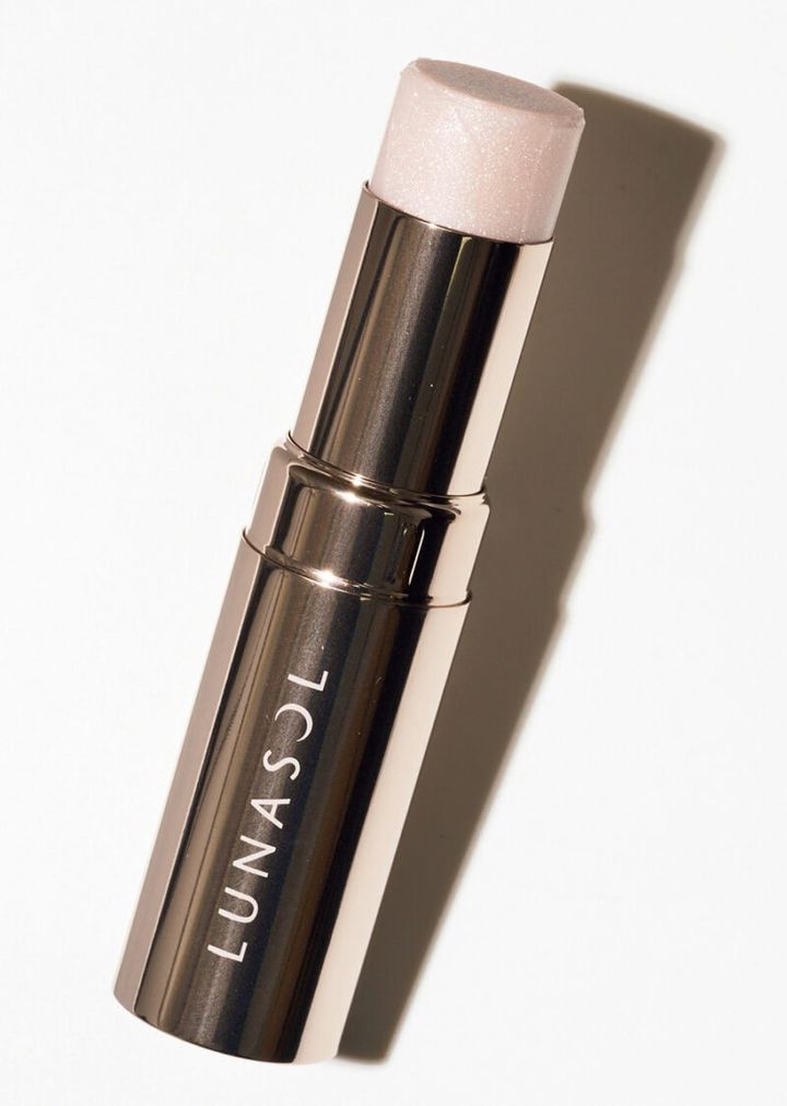 ルナソル ラディアントスティックN 02 ￥4,950 ／カネボウ化粧品