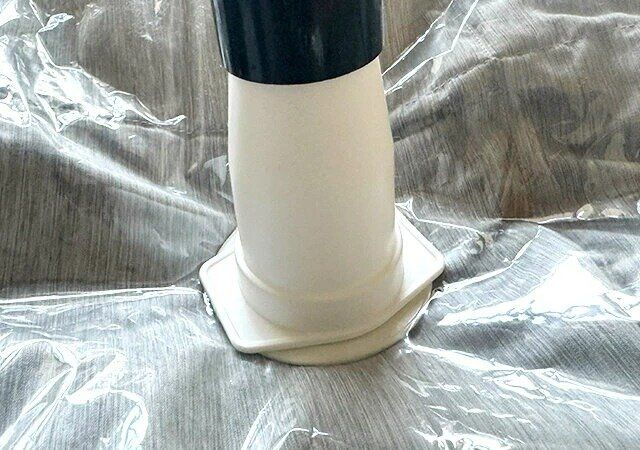 ダイソー バルブ式圧縮袋用アタッチメント 掃除機 使用例