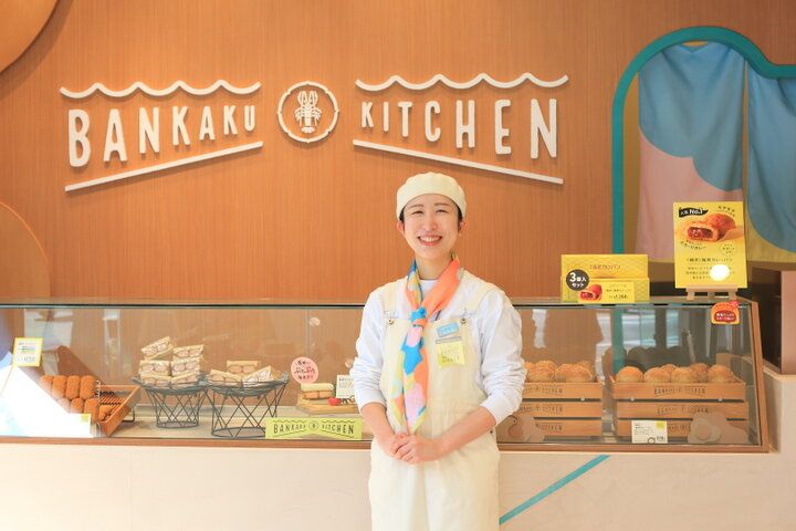 名古屋土産の定番・海老せんべいの「坂角総本舖」プロデュース♪究極の海老カツサンドって？