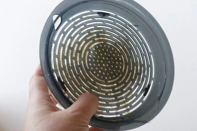 ダイソー COOK 平ザル・小 水切り