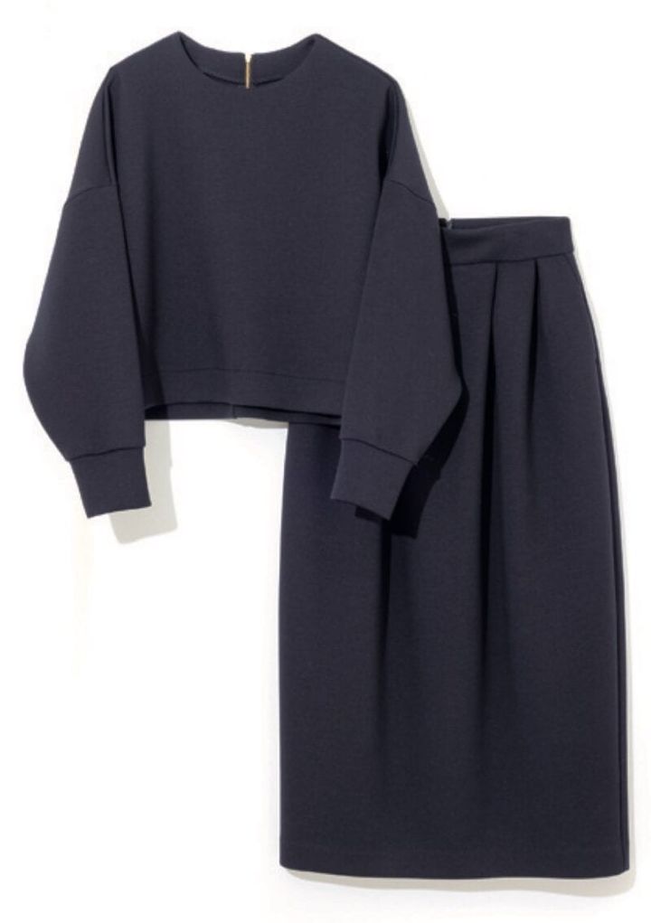 アンフィーロのスカートスーツ