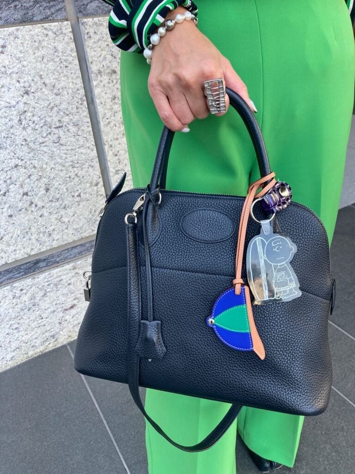 「エルメス」のバッグとチャーム