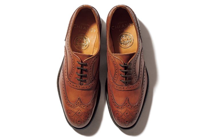 いつもの装いがぐんとオシャレに上品に。おすすめレザーシューズ8選