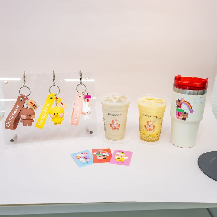 ゴンチャ　LINE FRIENDS minini キーホルダー 新商品「マンゴーミニパール」と “ミニ” つながりで出会った