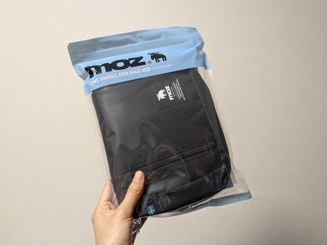 mozONESHOULDERBAGスペシャルパッケージ