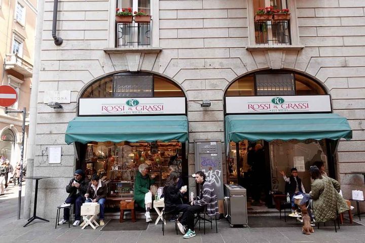 画像1: 3.「7組のアーティストが手がけるGUCCIのバンブー・アート」