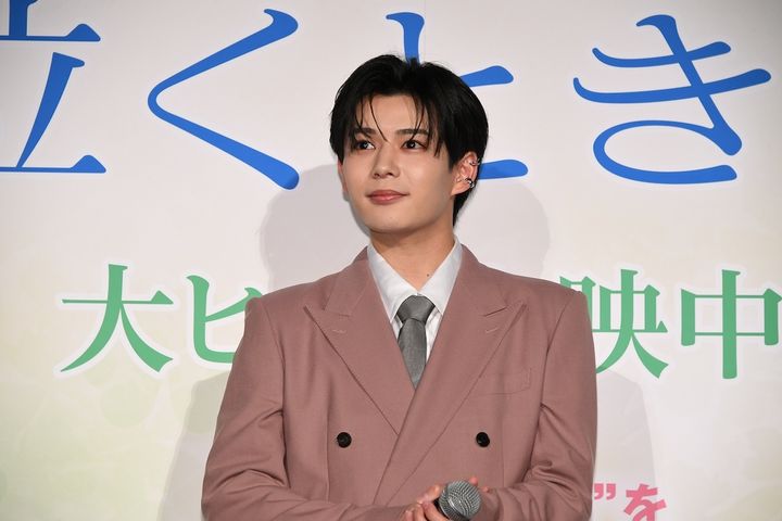 長尾謙杜、一般客に混じりお忍びで初主演作を鑑賞！「隣に俺いるよ、って思いながら見ていました」
