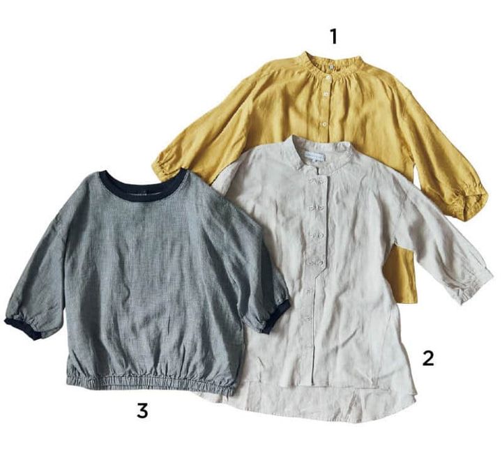 1.裾に向かってふわりとシルエットが広がるスモック風ブラウス。一枚で着映えるマスタードカラー。2.小さなダブルボタン使いがアクセントになったスタンドカラーシャツ。ベージュならよりナチュラルな印象。3.着こなしをモダンに寄せるブラックの千鳥格子柄ブラウス。（すべてシーズン リーズン バイ リン アンド レッド／しまむら）