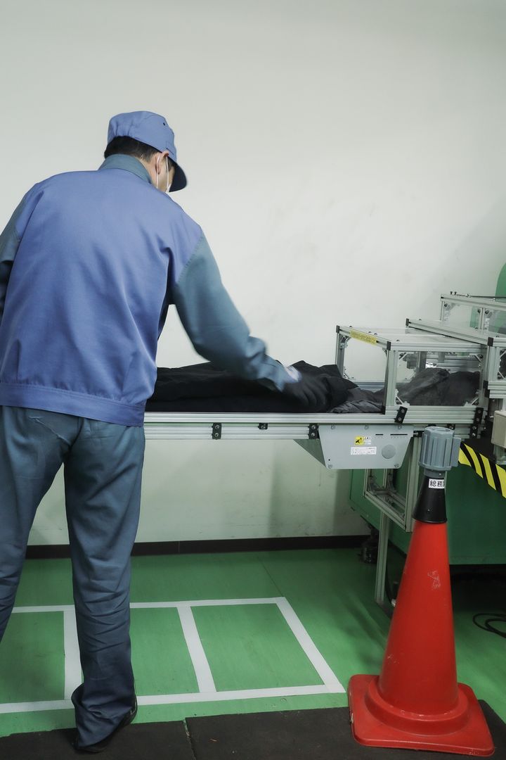 お洒落な人ほど、服は捨てない。《ユニクロ》のダウンを素敵に着続ける方法、知ってる？